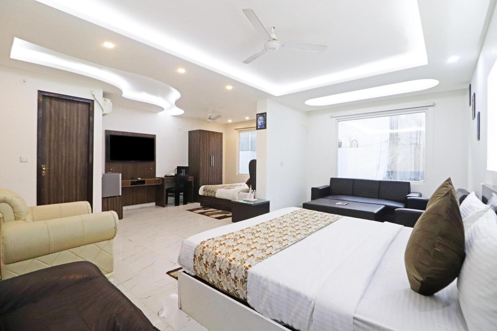 Hotel Mayda Prime Near Delhi Airport ニューデリー エクステリア 写真