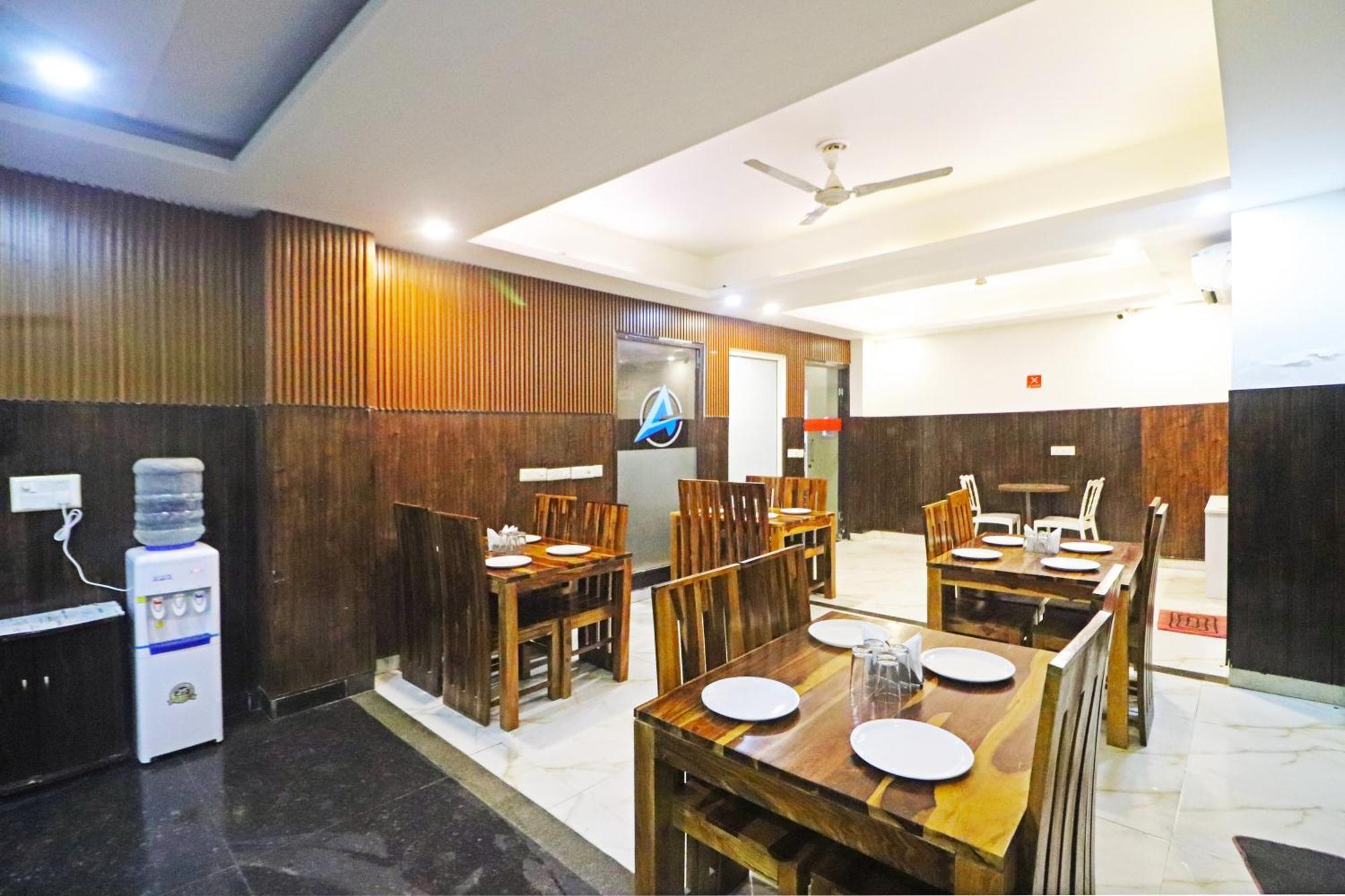 Hotel Mayda Prime Near Delhi Airport ニューデリー エクステリア 写真