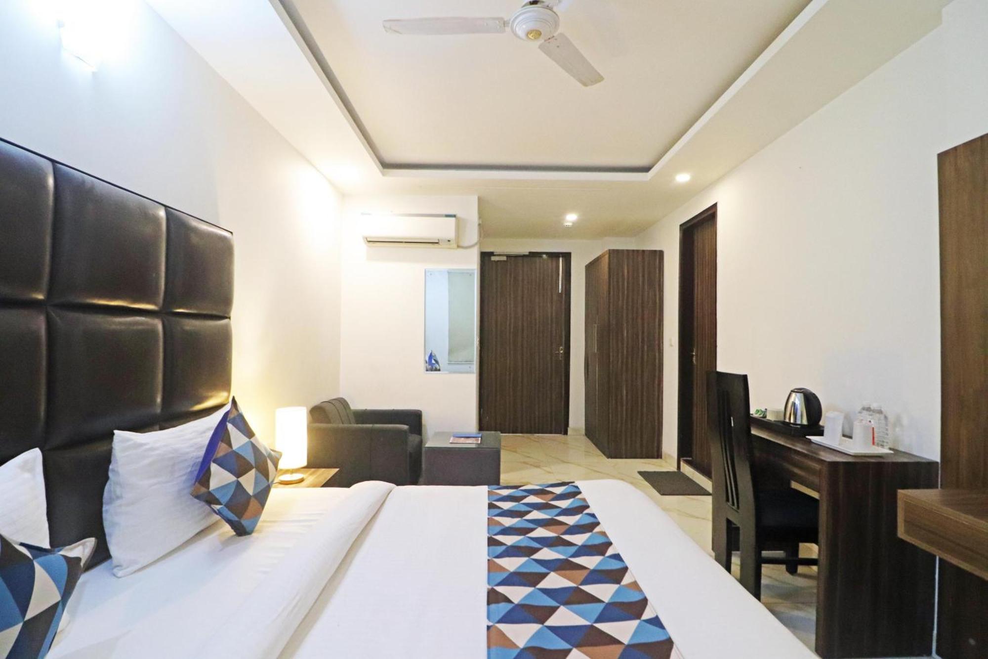 Hotel Mayda Prime Near Delhi Airport ニューデリー エクステリア 写真