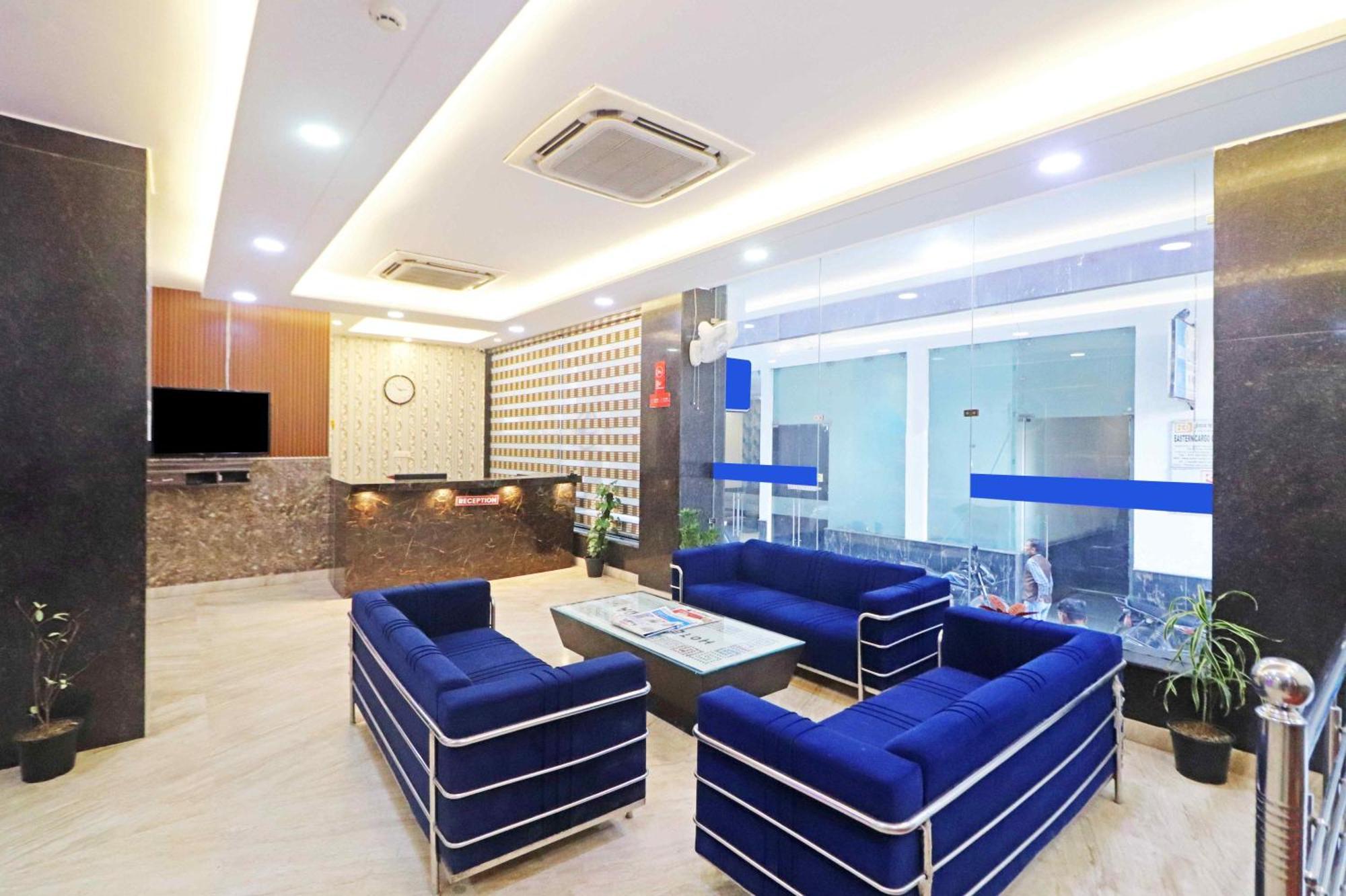 Hotel Mayda Prime Near Delhi Airport ニューデリー エクステリア 写真